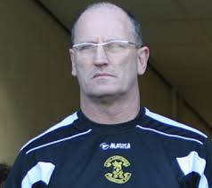 Aizlewood takes over at Carmarthen Town