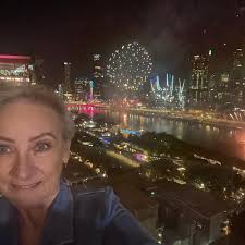 Linda watt makeup and hair