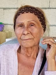 J. Avilés Memorial anuncia el sentido fallecimiento de Nereida Ramos Ramos,  residente de Bo. Rayo Plata sector Encarnación de Lajas. Sus hijos Sonia,  Edwin, Ana L. Marta, Augusto y Angel L. Silva