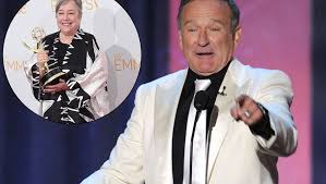 The genie is a fictional jinn appearing in walt disney pictures' 31st animated feature film aladdin (1992). Robin Williams Kathy Bates Widmet Ihm Sieg Bei Den Emmys 2014 Bunte De