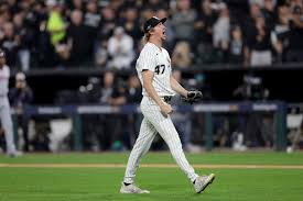 Game 4 photos: Chicago White Sox vs. Cleveland Guardians at the ALDS at Rate Field — Chicago Tribune