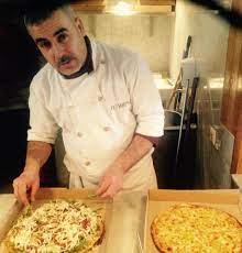 L'hôtel angleterre & résidence est divisé en six pavillons datant des 18e, 19e, 21e siècles et offre un service raffiné et. Notre Chef De Cuisine Restaurant L Italien Fes Facebook