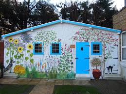 O fato de os murais serem criados para as paredes não significa que seja uma forma única de usar. 45 Outdoor Mural Ideas Mural Outdoor Mural Outdoor Mural Ideas
