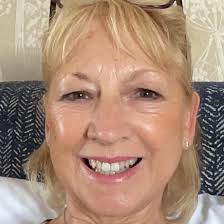 Can anyone recommend a hotel in Southampton for a pre cruise stay please ?  We are arriving by air into Southampton airport. Thanks.☺️