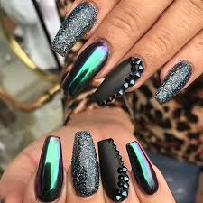 25 Shiny Chrome Nails Mirror Nail Designs Nageldesigns Metallic 25 Shiny Chrome Nails Mirror Nail Designs Part 14 Em 2020 Unhas Cromadas Unhas Unhas Posticas
