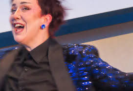 DC Theater Review: Daphne's Dive at Signature Theatre