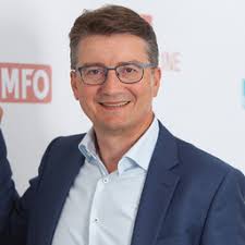 Zusätzlich bekommst du unseren newsletter mit spannenden deals in deiner nähe. Christian Bayr Vorstand Matratzen Direct Ag Xing