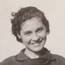 Opal Hartman's Instagram, Twitter & Facebook