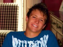 Shannon Pennington's Instagram, Twitter & Facebook