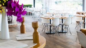 If you're a lodging guest at the fryemont during the spring, summer or fall, both daily meals are included in the price of your stay. Public Dining Room The Citibank Dining Program