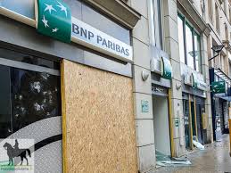 See more of gilet jaune la roche sur yon 85 on facebook. Gilets Jaunes Samedi Noir A La Roche Sur Yon Ma Ville Solidaire