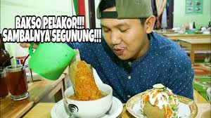 Mulai dari bakso penyet, jagung goreng cabai hijau, hingga minuman wedang serai telah tersaji dalam artikel berikut yang dirangkum dari. Nekad Makan Bakso Pelakor Mpok Merlin Ibu Rumah Tangga Sukses Bisnis Bakso