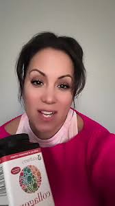 Siempre aprendemos algo así que, ….Se lo recomiendo, 6.000 mg de colágeno  hidrolizado fórmula mejorada con refuerzo de biotina combate los efectos  del envejecimiento, revitaliza la piel, el cabello y ...