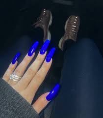 Using acrylics opens a door for experimenting with all kinds of manicures. 8 Pretty Summer Acrylic Nail Color Ideas For 2019 Entertainmentmesh