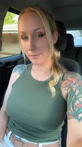 Follow for Follow anyone? 🙋🏼‍♀️🤝📈