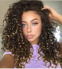 Oh my gosh these curls! 15 Most Cute Curly Hairstyles For Women Over 30 Long Hairstyles Curly Hair Styles Naturally Curly Hair Styles Hair Styles