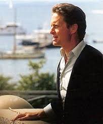Divorced his wife, but kirk and diana kept good relations, so their sons didn't feel a lack. Michael Douglas Wikipedia