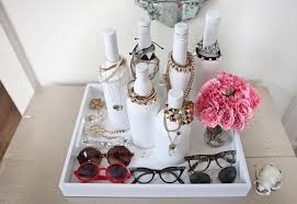 Coole Bastelideen Teenager Maedchen Schmuckaufbewahrung Weiss Bemalte Flaschen Schmuckaufbewahrung Coole Bastelideen Teenager Zimmer