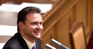 Ledna 2021 pronesl už svůj třetí novoroční projev k národu. Babis Ma V Cele Snemovny Sveho Predsedu Kalousek Mluvi O Buresovi A Diktatu Blesk Cz
