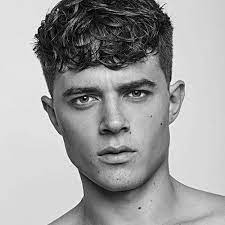 31 Cool Wavy Hairstyles For Men 2021 Haircut Styles Wavy Hair Men Curly Hair Styles Womens Hairstyles