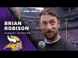 Brian Robison Fires Up The Crowd, Shares Favorite Career Memories