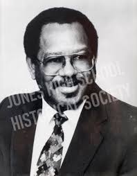 Eddie Sneed's Instagram, Twitter & Facebook