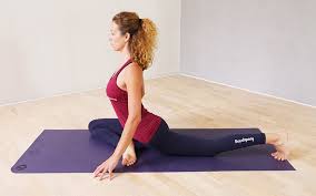 3,912 likes · 3 talking about this · 1 was here. 9 Yoga Ubungen Fur Mehr Entspannung Im Alltag