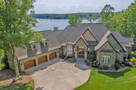 Ship at the dock of lake union park, cascade district, seattle. Virginia Smith Mountain Lake