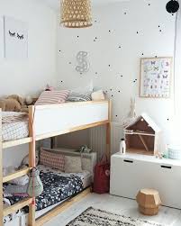 9ede5277400c2bde2920967085ea54a1 Jpg 640 799 Pikseli Kids Shared Bedroom Shared Kids Room Beds For Small Rooms