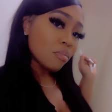 Latia Robinson's Instagram, Twitter & Facebook