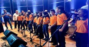 Busca a través de 52229 páginas para colorear, siluetas y tutorial de dibujo. Aragua Inicia La Navidad Con Coloridos Espacios En El Obelisco De Maracay