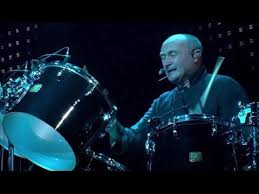 Phil Collins In The Air Tonight Live 720p Hq Audio Youtube In The Air Tonight Youtube Videos Music Music History