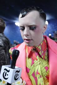 Met Gala 2025 Highlights: Kamala Harris Returns (Sort of) and Rihanna Is  Fashionably Late (With News)