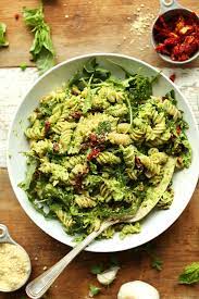 Pea Pesto Pasta With Sun Dried Tomatoes Minimalist Baker Recipes Recipe Protein Pasta Recipes High Protein Pasta Recipes Pea Pesto