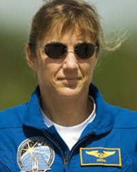 Love of flying machines propelled Minnesota native to shuttle job