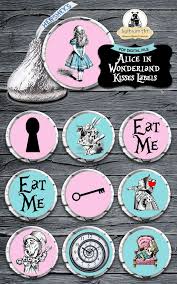 Candy Bar De Alicia En El Pais De Las Maravillas Alice In Wonderland Wrappers Alice In Wonderland Party Decorations Candy Wrappers Candy Bar Alice Birthday Party Alice Instant Download En 2020 Pais De Las Maravillas Fiestas Tematicas De 15 Alicia En El Pais