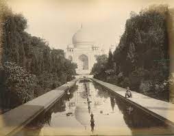 A Neglected Taj Mahal After The Fall Of The Mughal Empire Late 19th Century Taj Mahal Mughal Empire Old Pictures