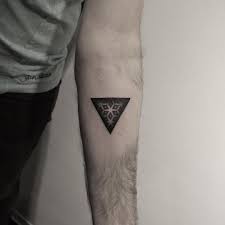 Geometry tattoos are interesting and unisex and clearly have many significant relations to the wearer. Little Geometric Triangle By Oliver Whiting Tattoogrid Net