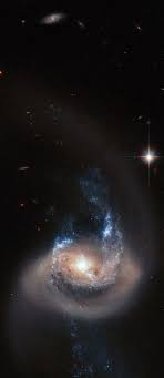 Ngc 1398 es una galaxia espiral barrada. Google Space Telescope Hubble Space Astronomy