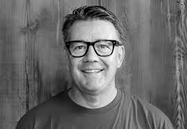 Ich wurde über Nacht im Altersheim-Restaurant zum Rocky-Mountain-Importeur» 