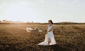 Check spelling or type a new query. 20er Jahre Neu Entdeckt In 2020 Glamourose Brautkleider Von Tilda Knopf Bridal Bridal Times