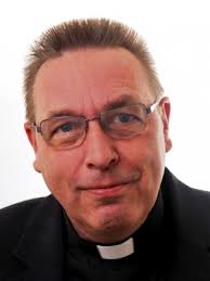 Pfarrvikare und Kapläne