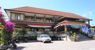 Pariwisata bali sendiri menyumbang 40% dari devisa pariwisata nasional sebesar 7,6 miliar dolar as yang setara sekitar rp100 triliun, katanya. Sejarah Smk Pariwisata Triatma Jaya Singaraja
