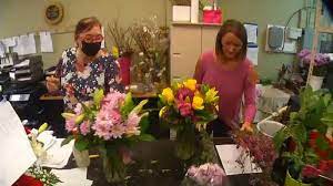 How to keep your houseplants clean and extend their lifespan! Big Online Flower Retailers Mislead Customers Gouge Local Partners New Prague Florist Claims Kstp Com