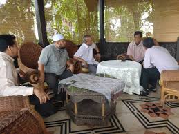 Umno deputy president datuk seri mohamad hasan and former dewan negara meanwhile, khalid, when met by bernama, said mokhtar would be remembered as a fighter for the malays. Saff Bahtera Bppns Badan Perhubungan Pas Negeri Selangor Menziarahi Tan Sri Khalid Ibrahim Mantan Mb Selangor Berita Parti Islam Se Malaysia Pas