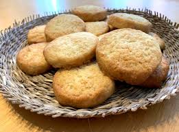 Biscuits A La Noix De Coco En 2020 Biscuit Noix De Coco Alimentation Biscuits