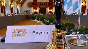 * digitales wörterbuch der deutschen sprache „ministerpräsidentenkonferenz. Ministerprasidentenkonferenz Bayerisches Landesportal