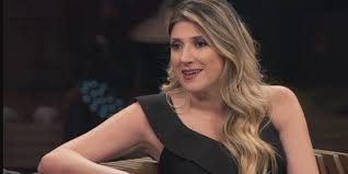Dani calabresa doa vestido que usou no casamento com marcelo adnet. Dani Calabresa Se Pronuncia Apos Acusacoes Contra Melhem Fazer Certo