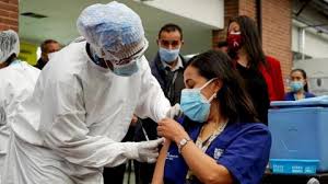 Según el distrito, 503.445 personas en bogotá hacen parte del grupo poblacional entre 50 y 54 años. Asi Sera La Vacunacion Contra El Covid 19 Para El Personal De Salud Este Lunes Y Martes En Bogota Subred Integrada De Servicios De Salud