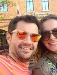Frumoasa ana bogdan (27 ani), locul 92 wta, are o viață personală tumultuoasă în această zilele trecute, ana a fost văzută în compania unui apropiat chiar al fostului iubit, pilotul simone tempestini. Un Nou Cuplu In Lumea MondenÄƒ Afaceristul Norris MÄƒgeanu Fostul Iubit Al Corinei DÄƒnilÄƒ S A Cuplat Cu Sexy Soprana Andreea Ilie Galerie Foto Galerie Foto Stiri Vedete Si Evenimente Viva Ro